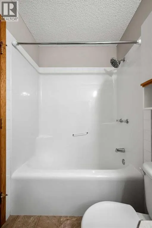 2 Rivercrest Villas SE