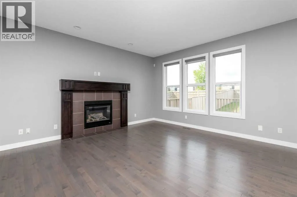 158 Mahogany Passage SE