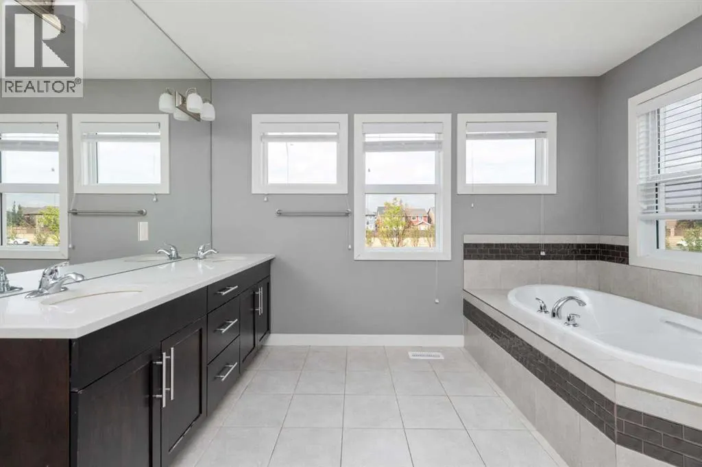 158 Mahogany Passage SE