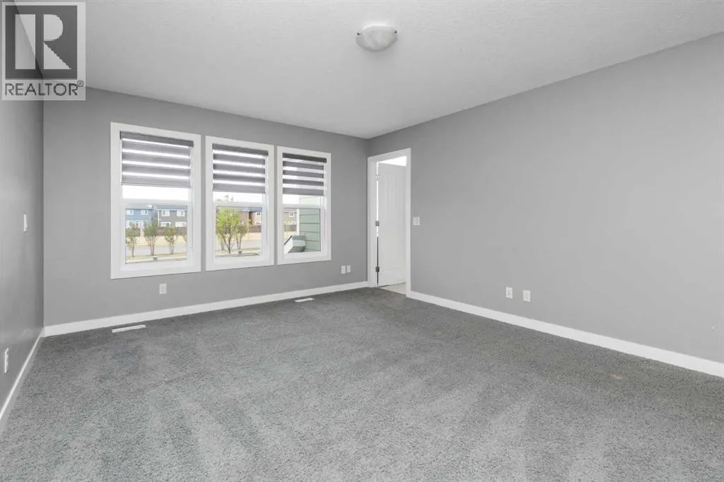 158 Mahogany Passage SE