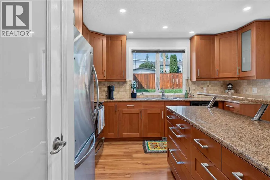 292 Silver Brook Way NW