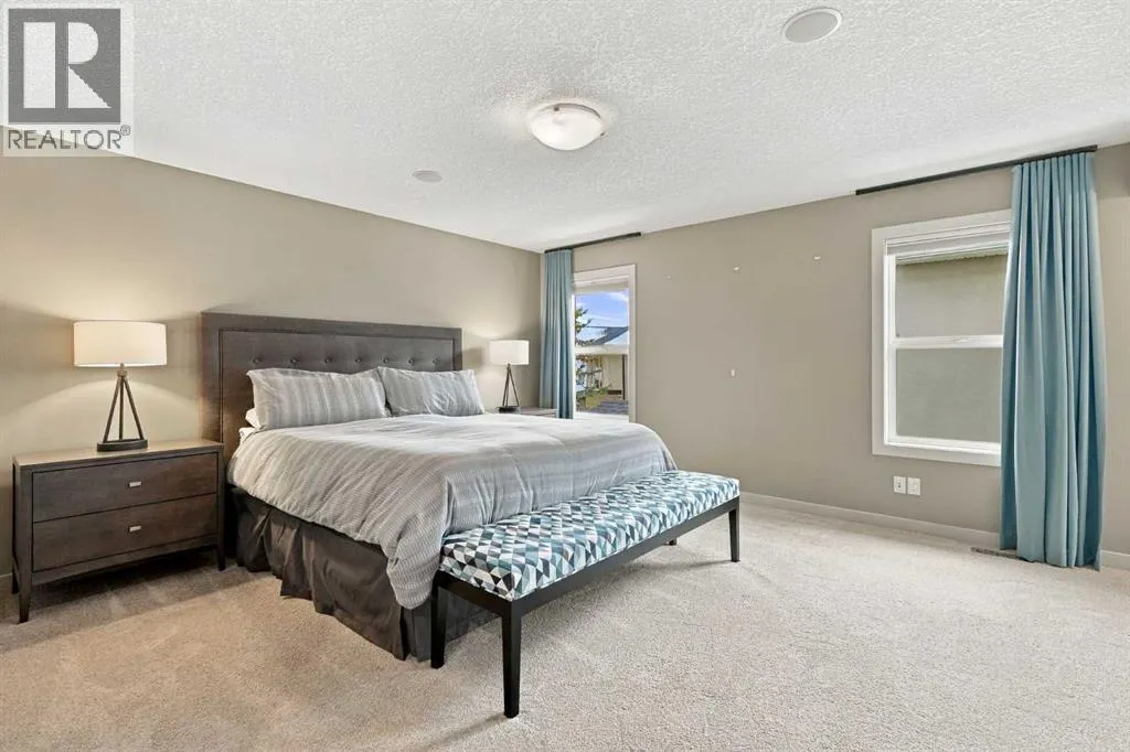54 West Cedar Place SW