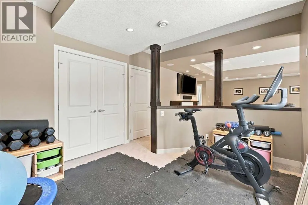 54 West Cedar Place SW