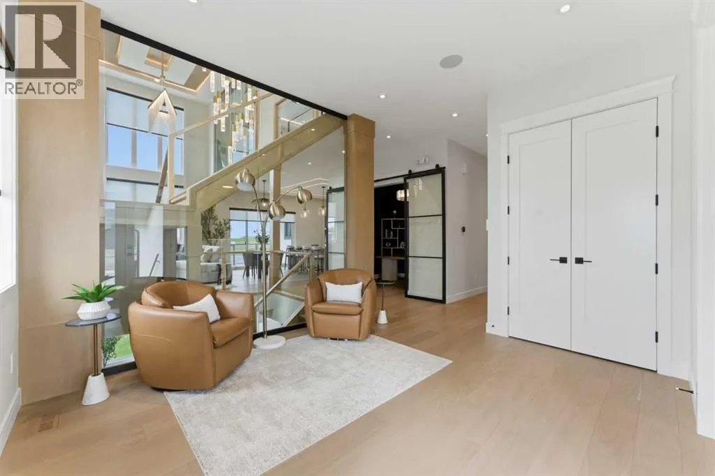 392 Waterford Grove