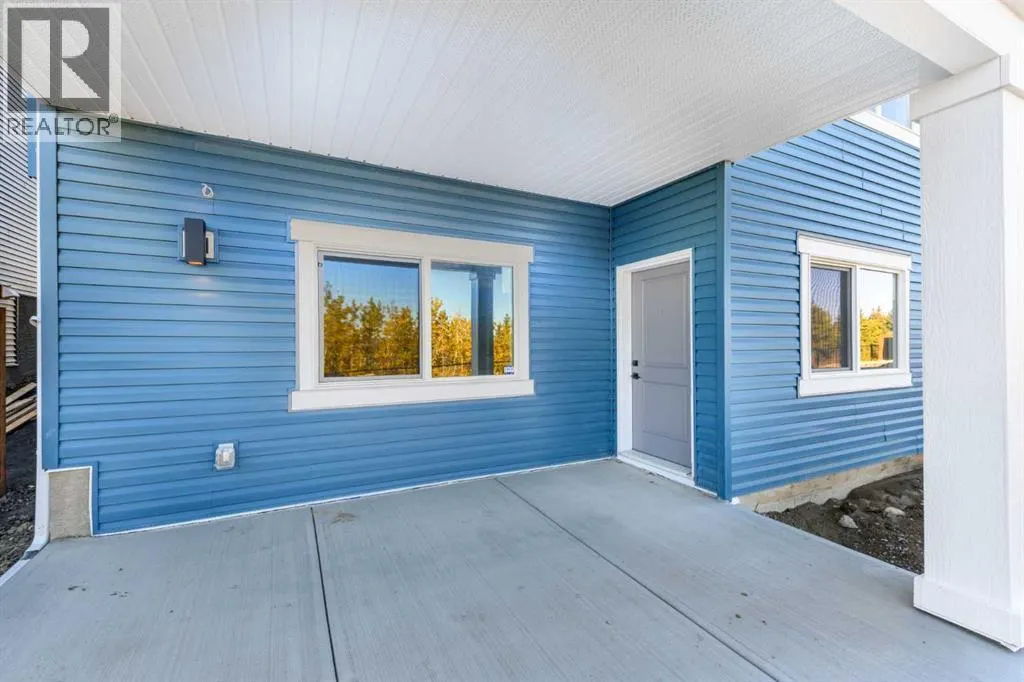 463 Rivercrest View