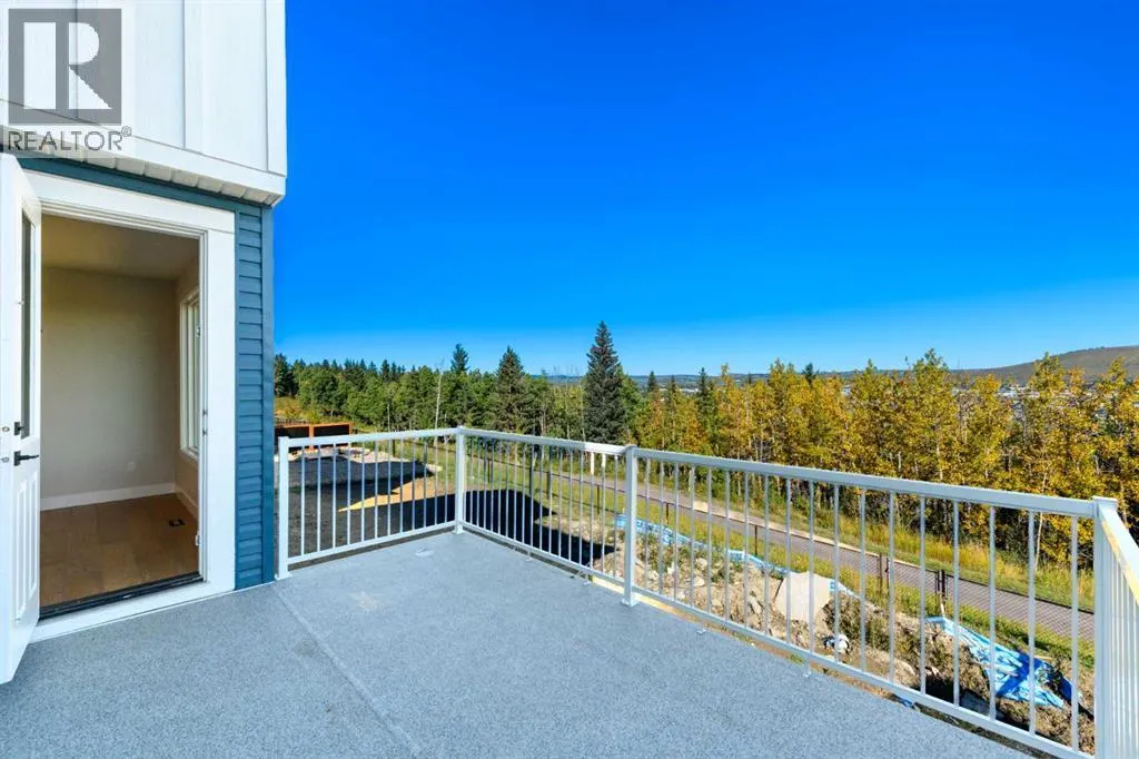 463 Rivercrest View