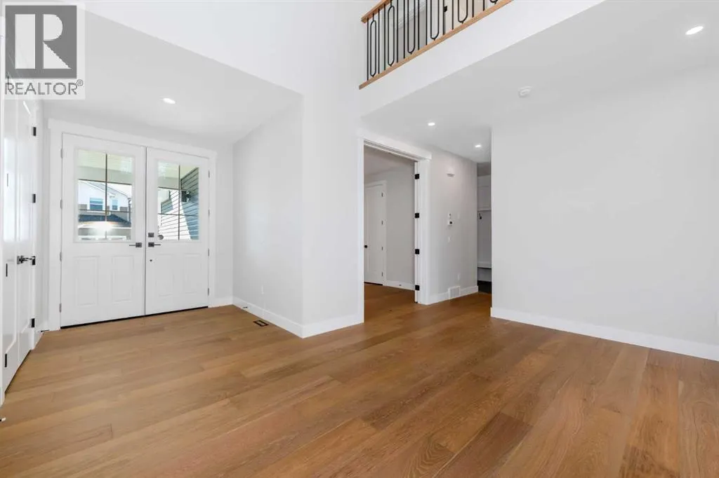 463 Rivercrest View