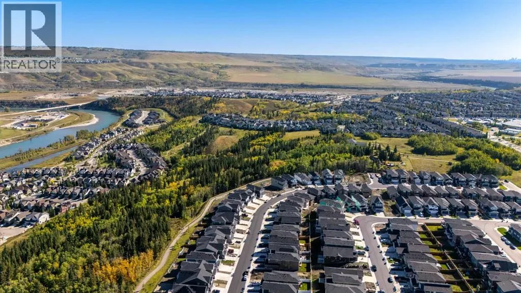 463 Rivercrest View