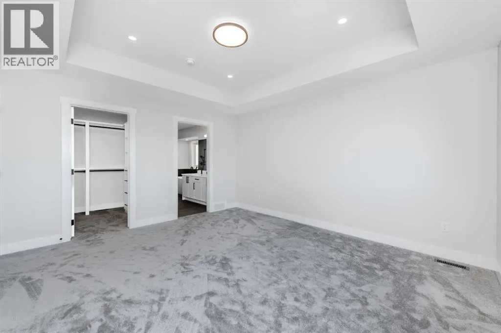 463 Rivercrest View