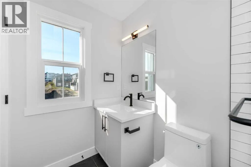 463 Rivercrest View