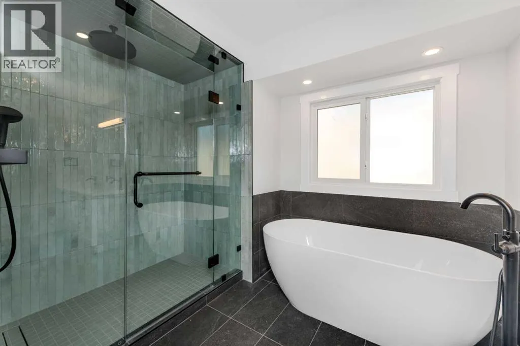 463 Rivercrest View