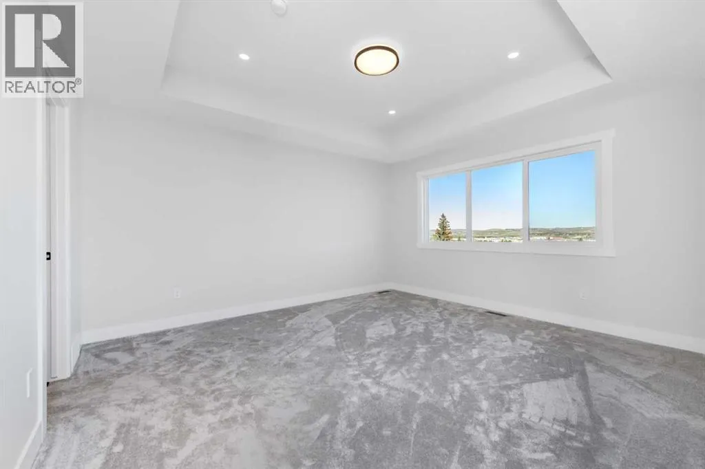 463 Rivercrest View