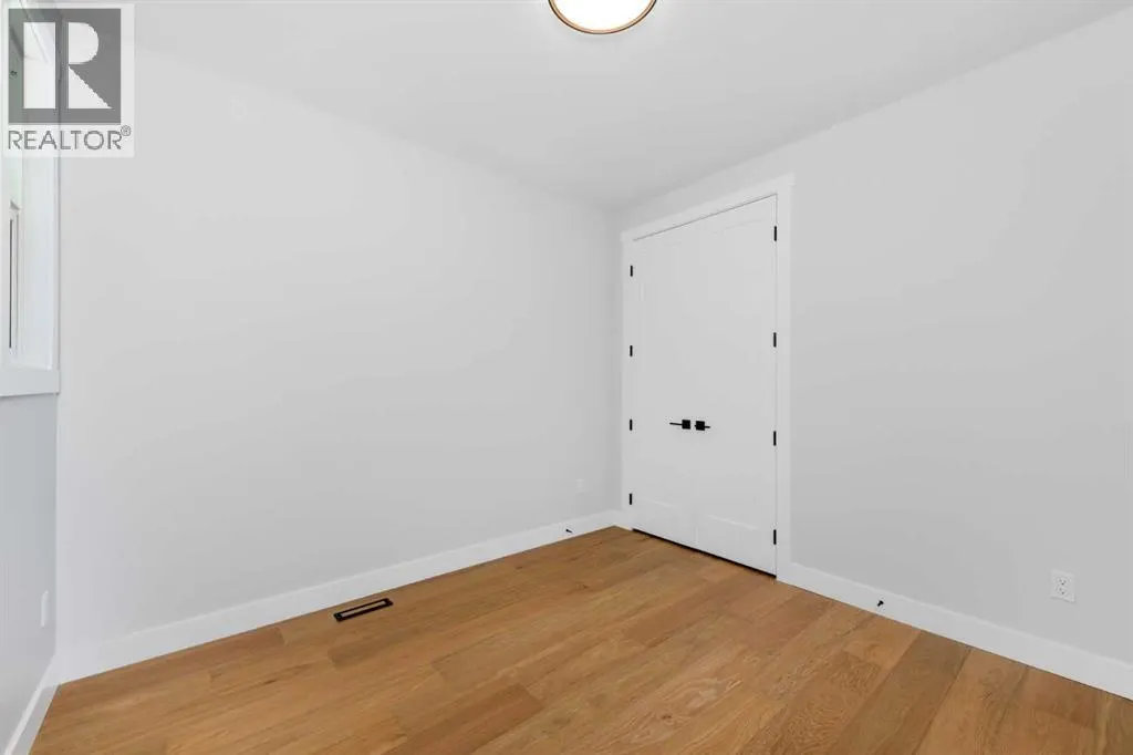 463 Rivercrest View