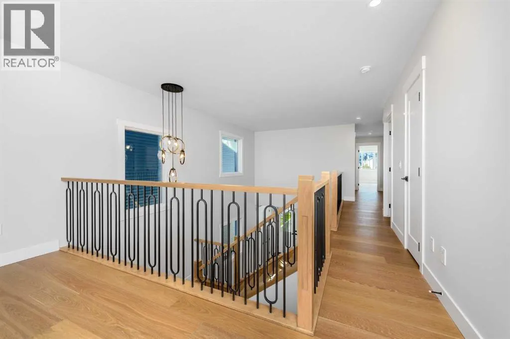 463 Rivercrest View