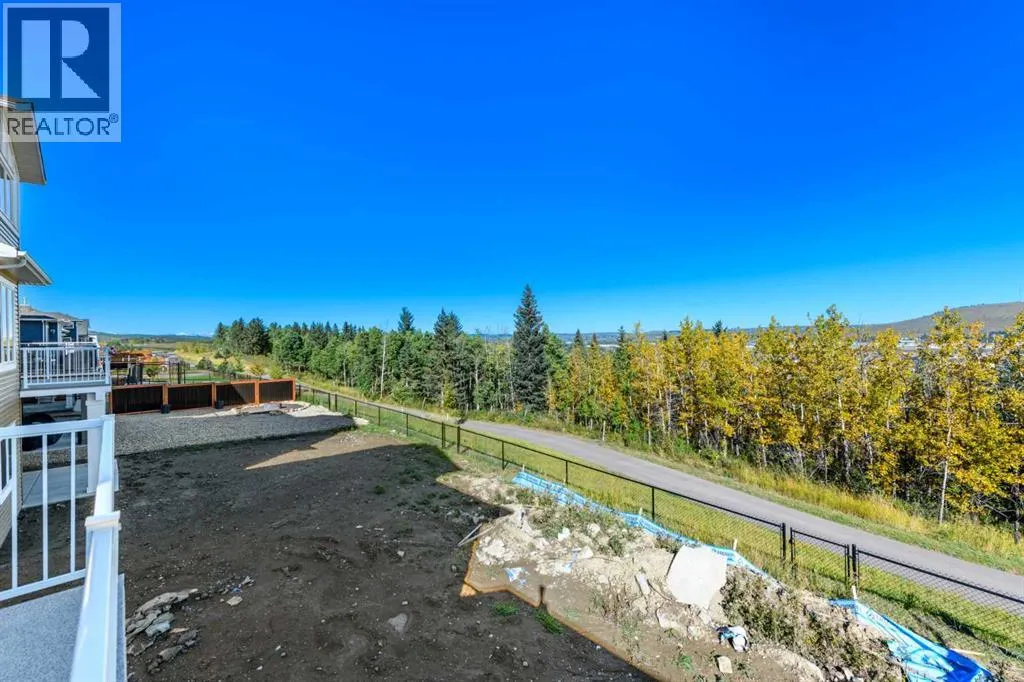 463 Rivercrest View
