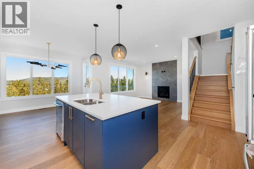 463 Rivercrest View