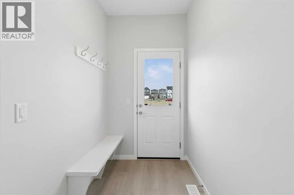 66 Creekview Avenue SW
