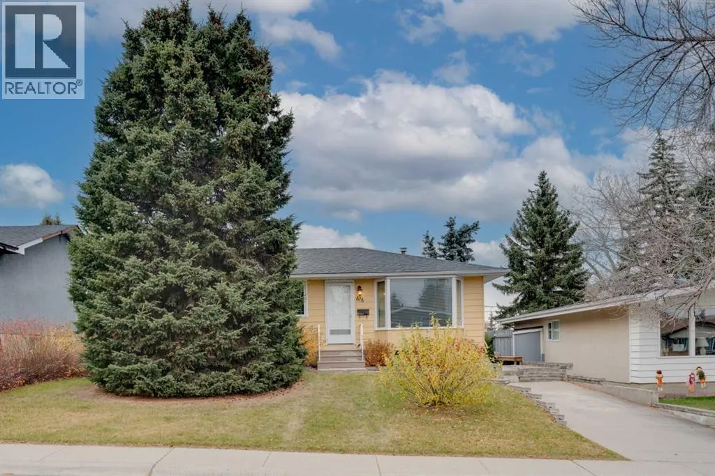 616 Hunts Crescent NW