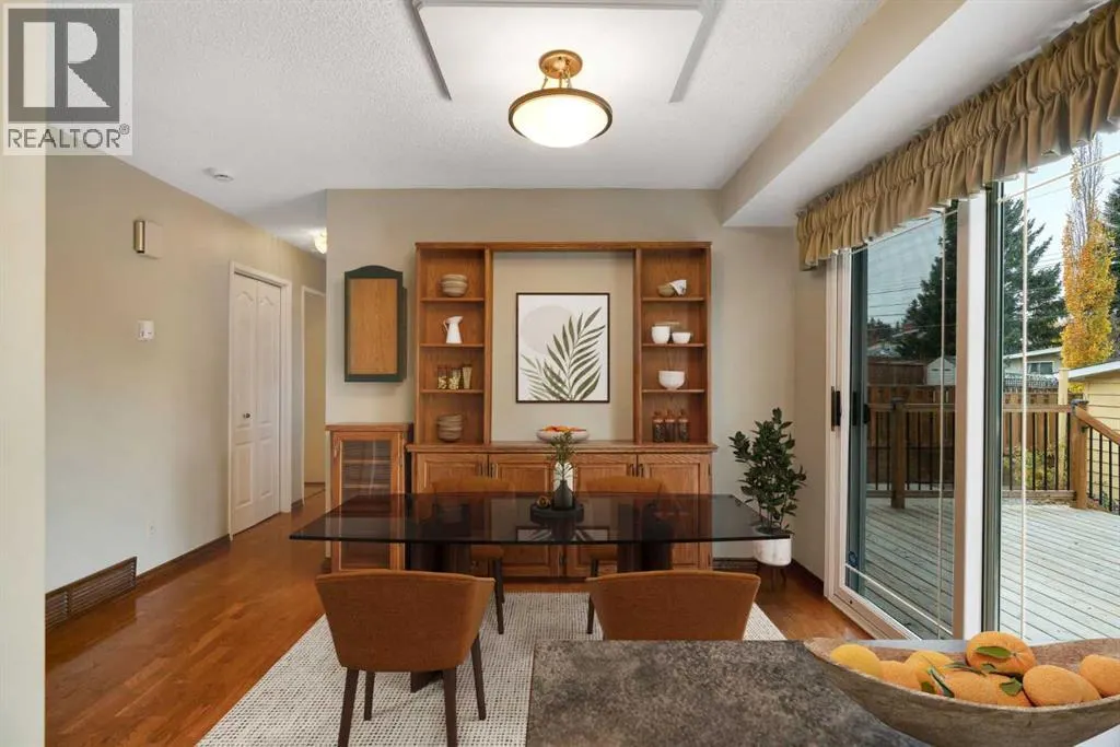 616 Hunts Crescent NW