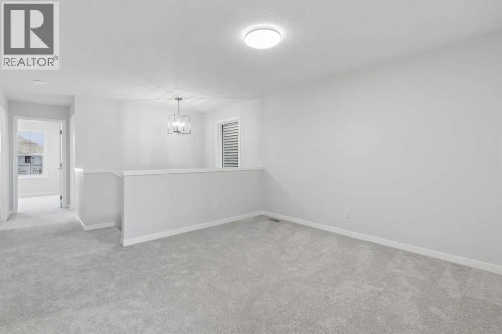 32 Snowberry Common SE