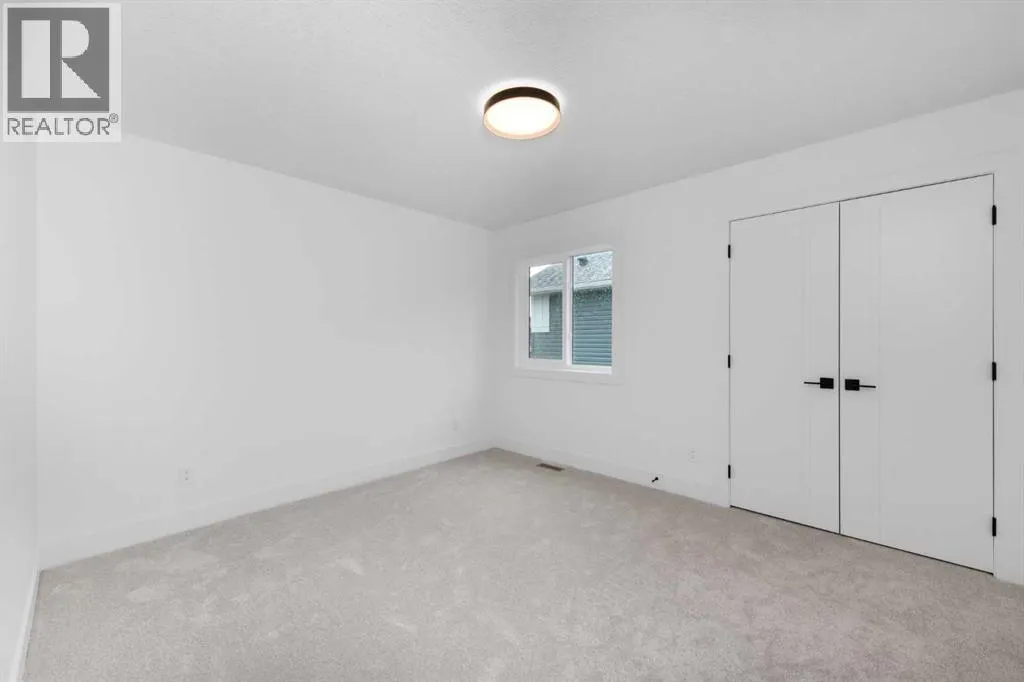 503 Rivercrest View