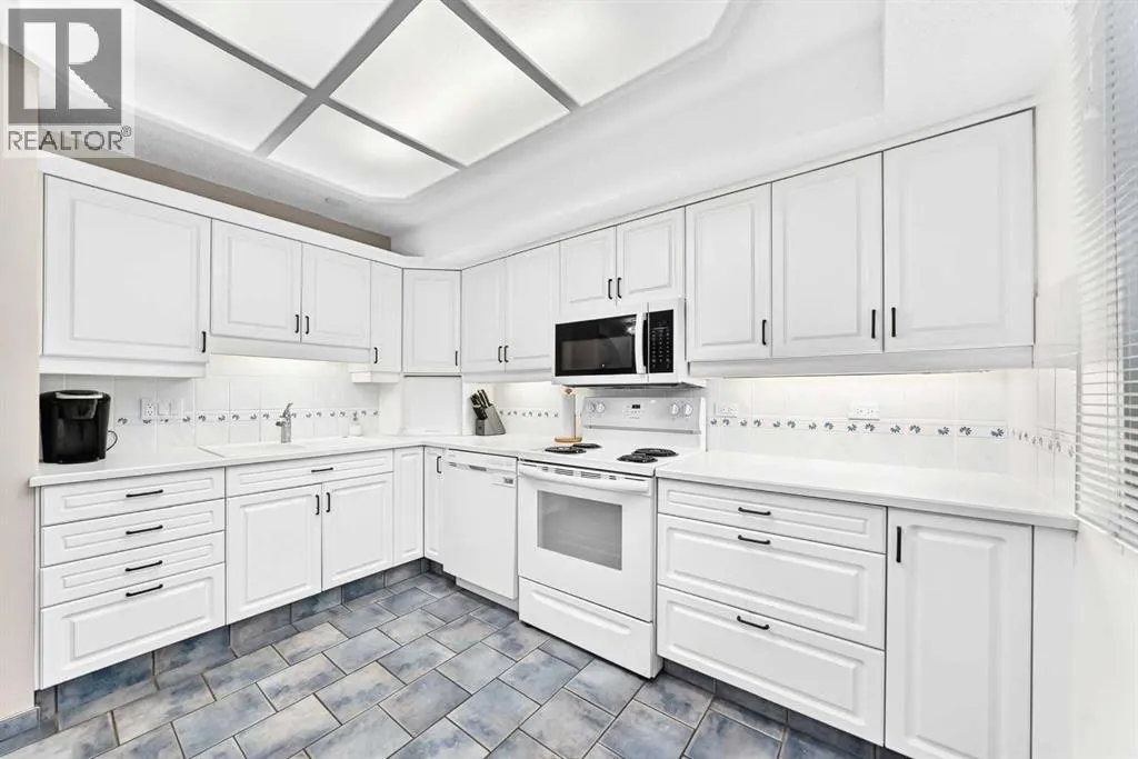 2, 2212 Paliswood Road SW