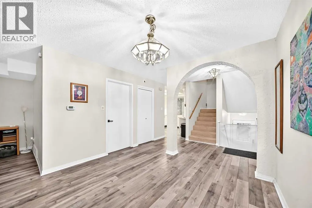 2, 2212 Paliswood Road SW