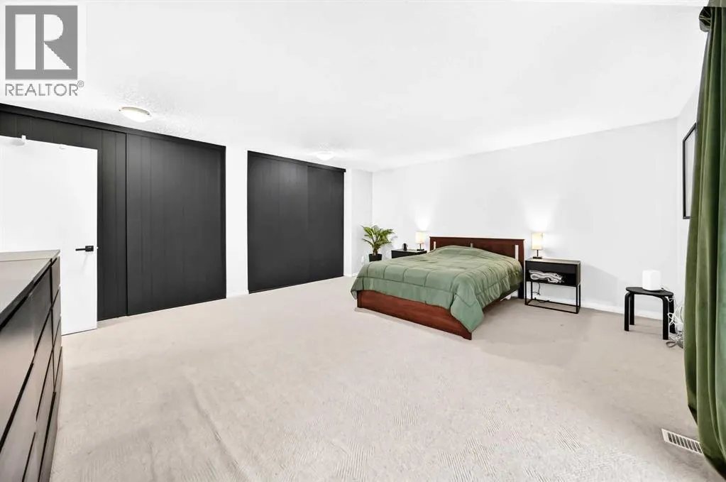 2, 2212 Paliswood Road SW