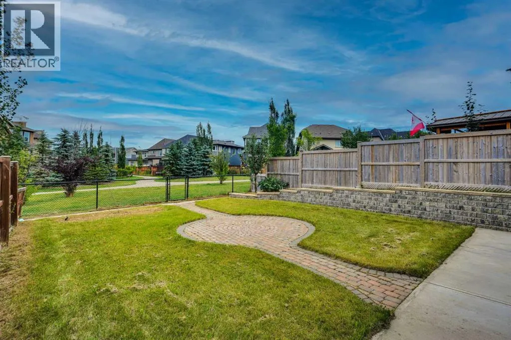 92 Masters Court SE