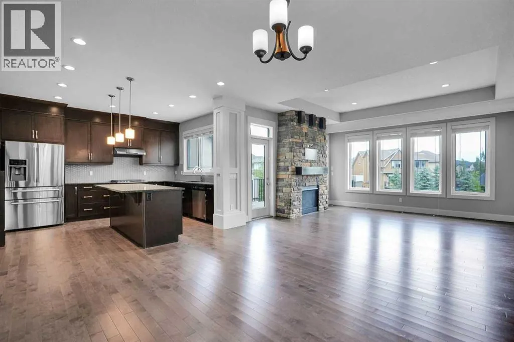 92 Masters Court SE