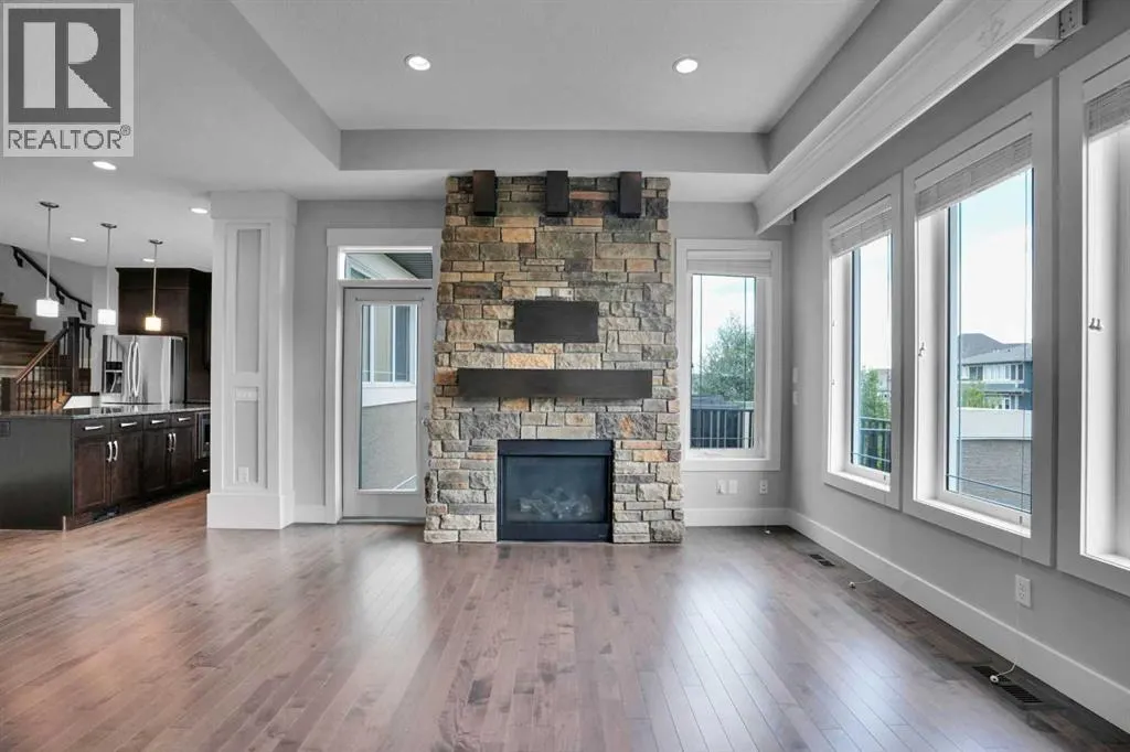 92 Masters Court SE