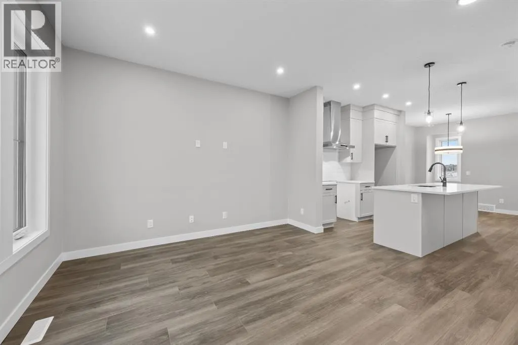22 Ambleridge Avenue NW
