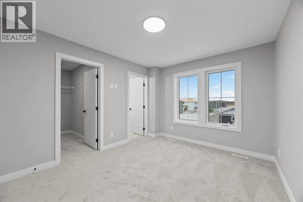 22 Ambleridge Avenue NW