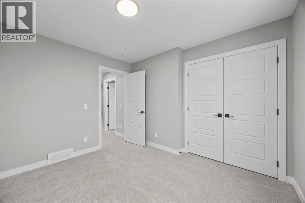 22 Ambleridge Avenue NW