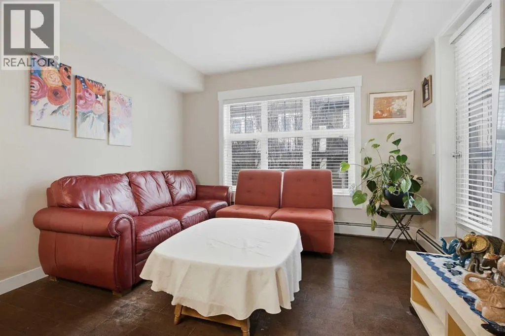 3401, 11 Mahogany Row SE