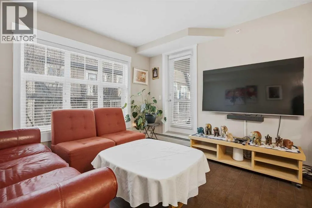 3401, 11 Mahogany Row SE