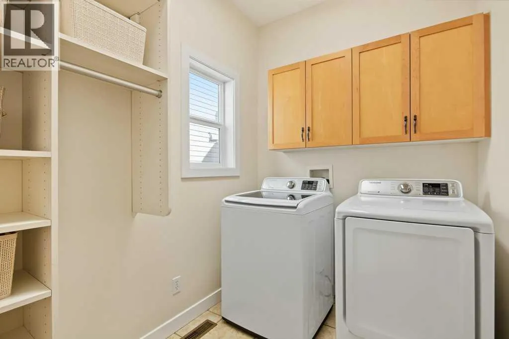 162 Brightonstone Landing SE