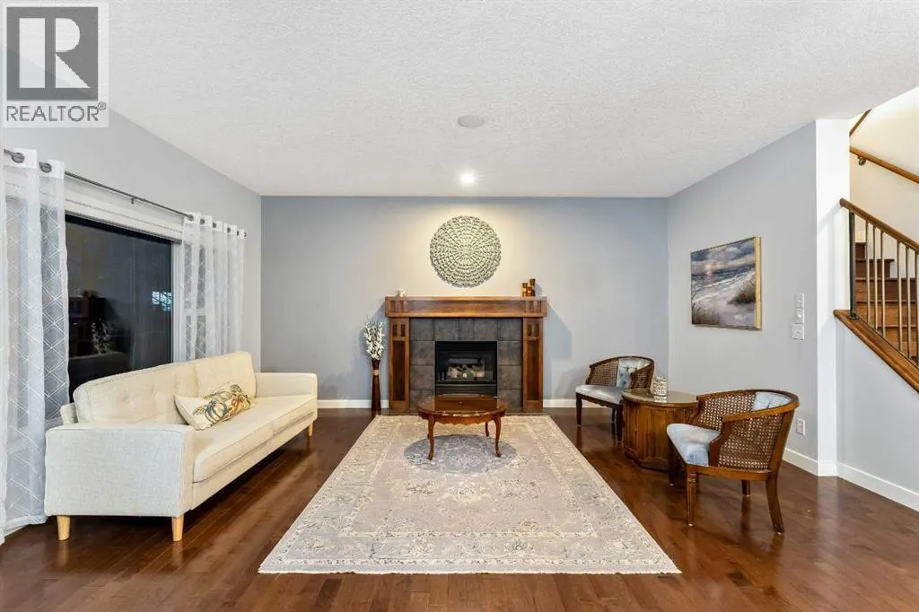 220 West Creek Landing