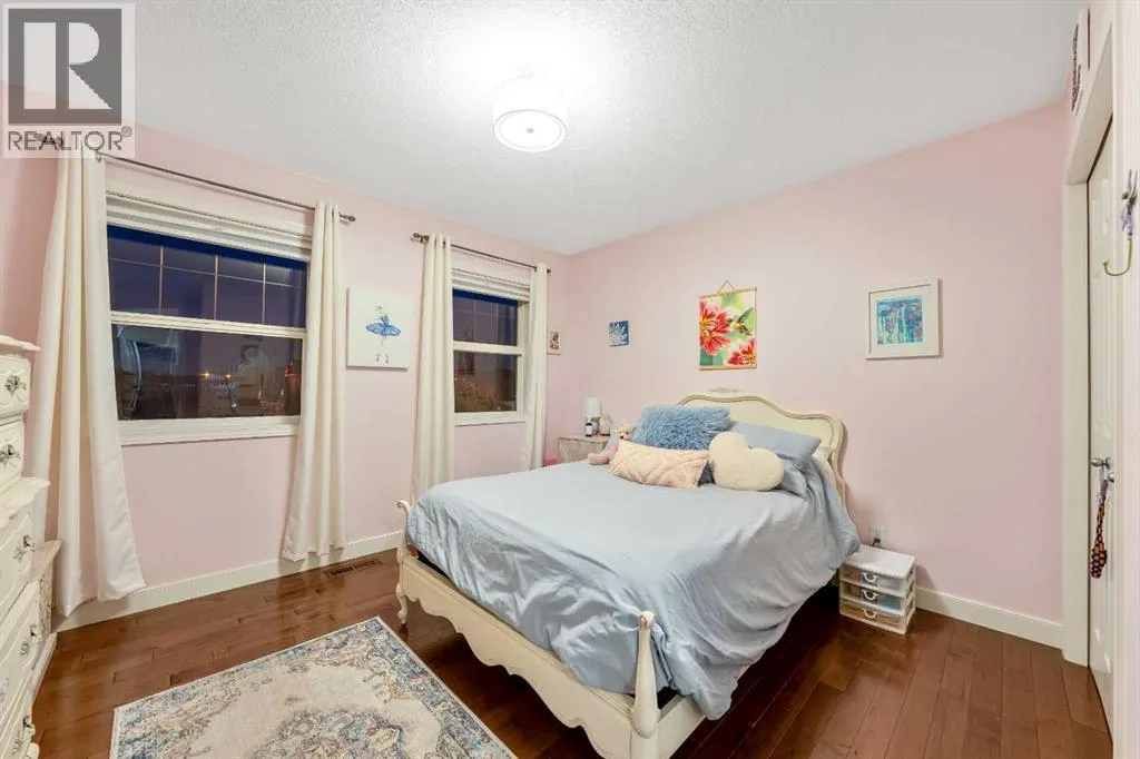 220 West Creek Landing