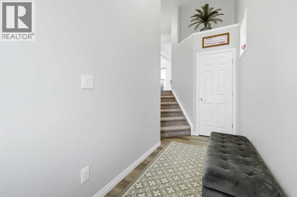 102 Yorkville Green SW