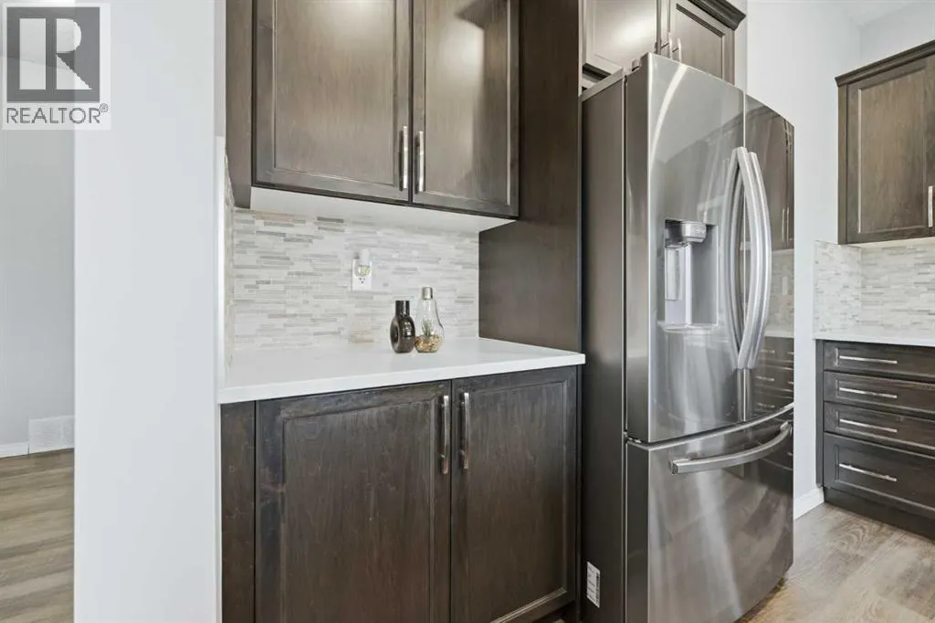 102 Yorkville Green SW