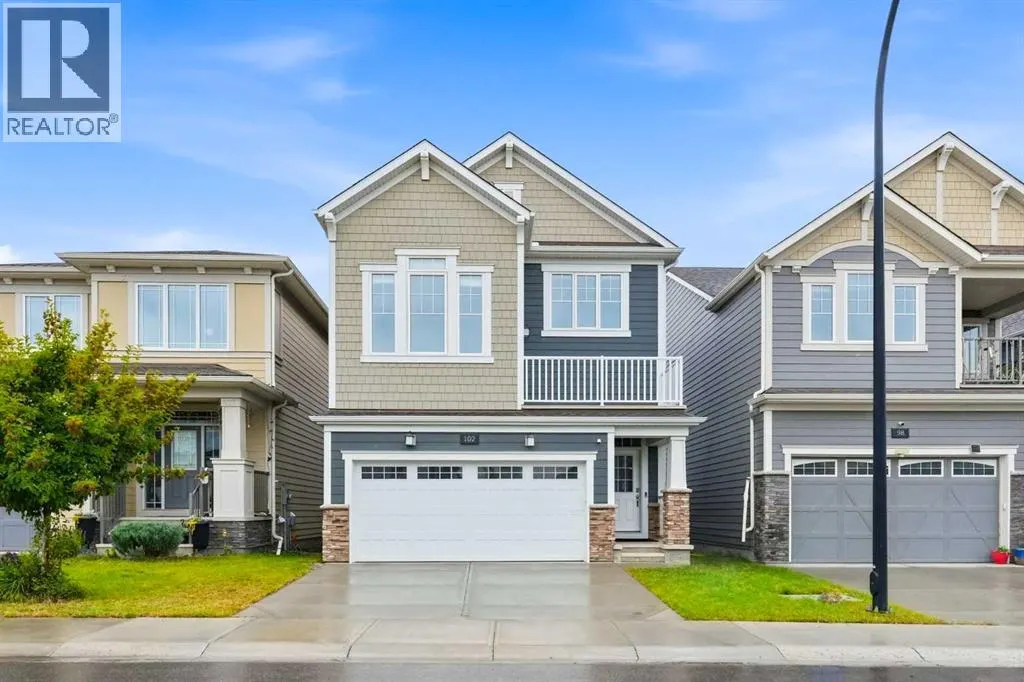 102 Yorkville Green SW