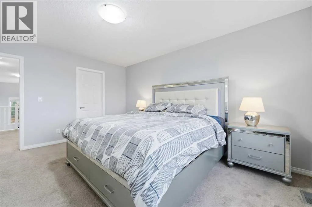 102 Yorkville Green SW