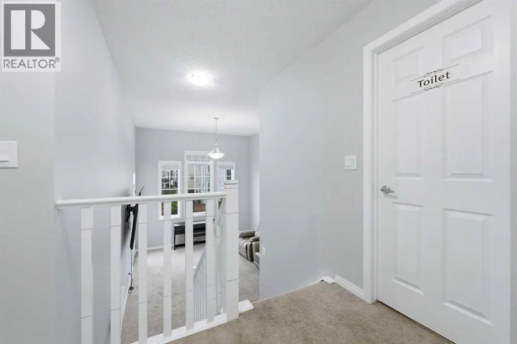 102 Yorkville Green SW