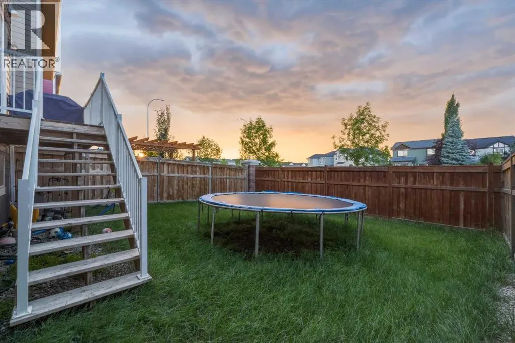 102 Yorkville Green SW