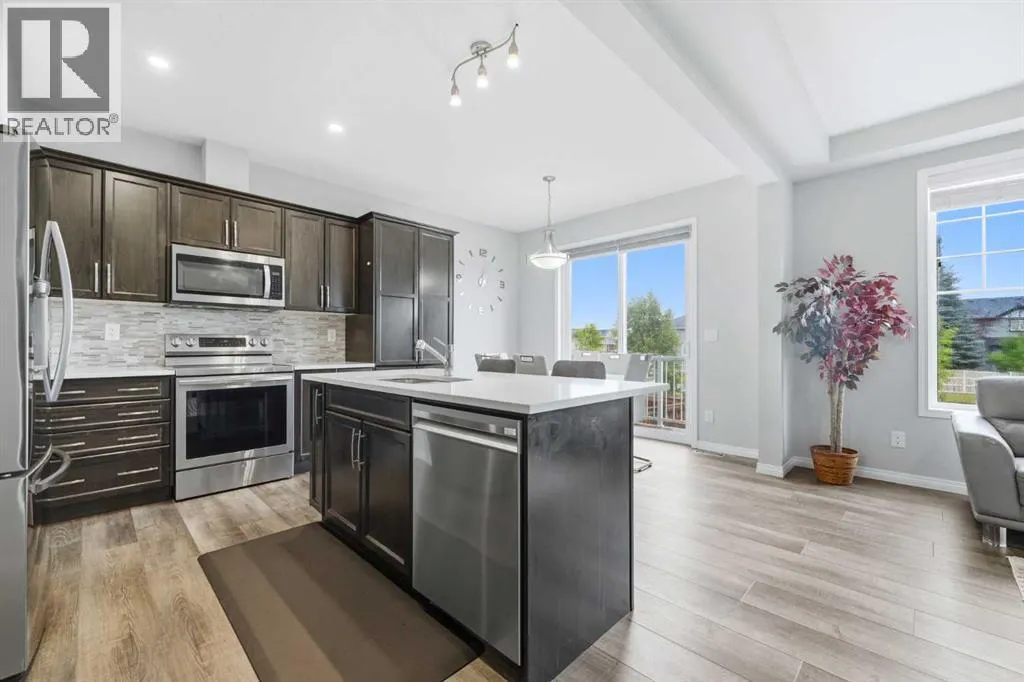 102 Yorkville Green SW