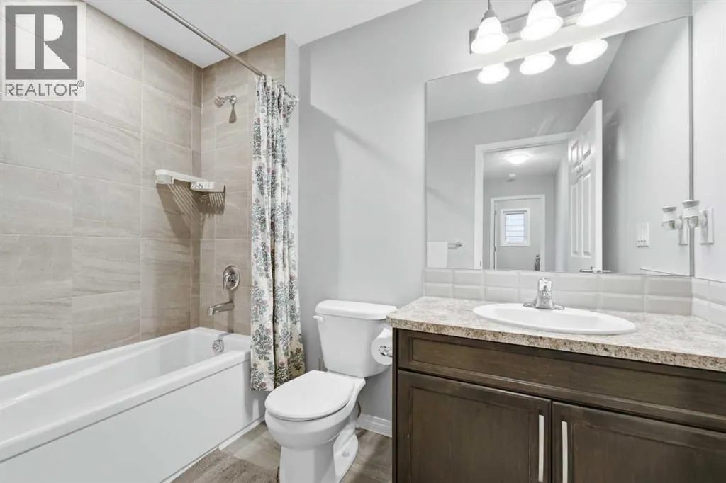 102 Yorkville Green SW