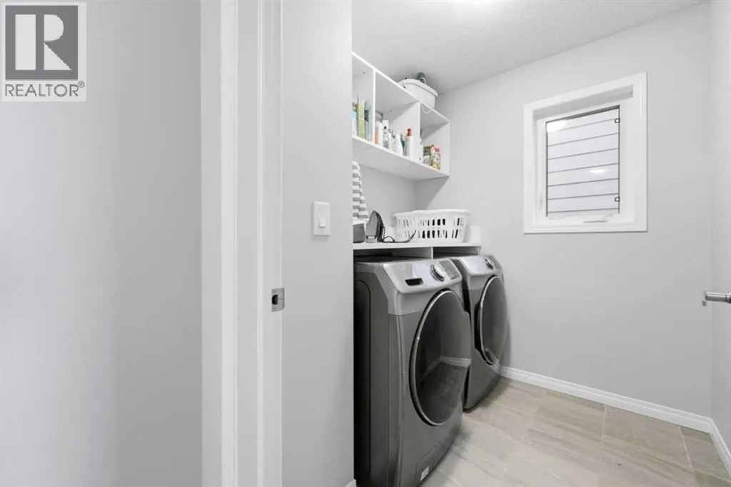 102 Yorkville Green SW