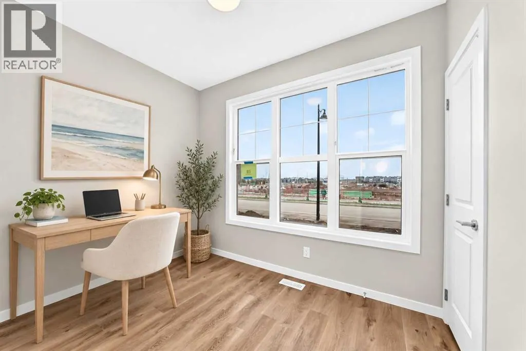 28 Mercado Road SE