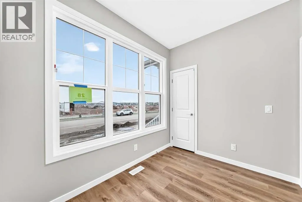 28 Mercado Road SE